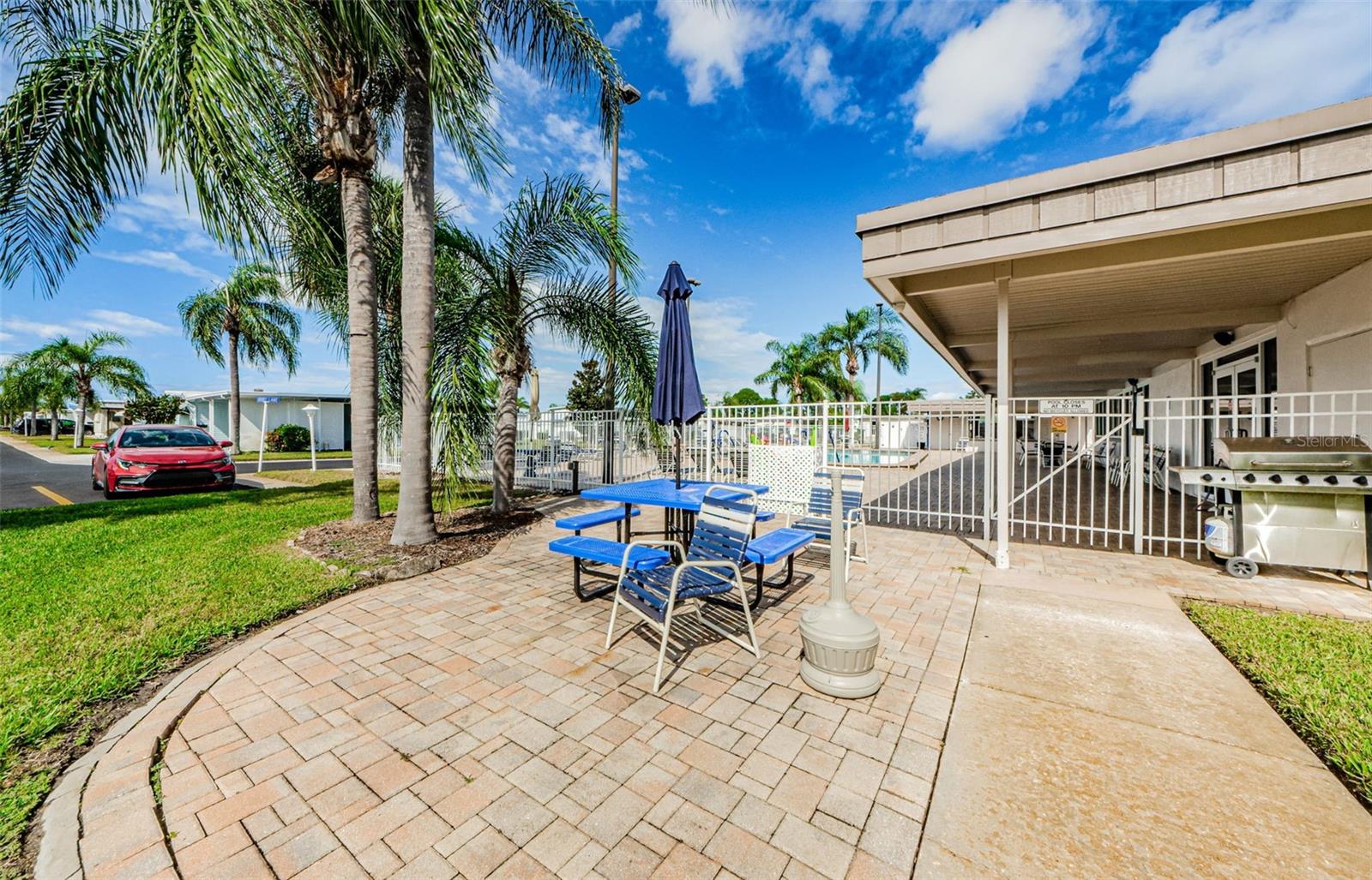 19 Drury Ln Property Photo 48