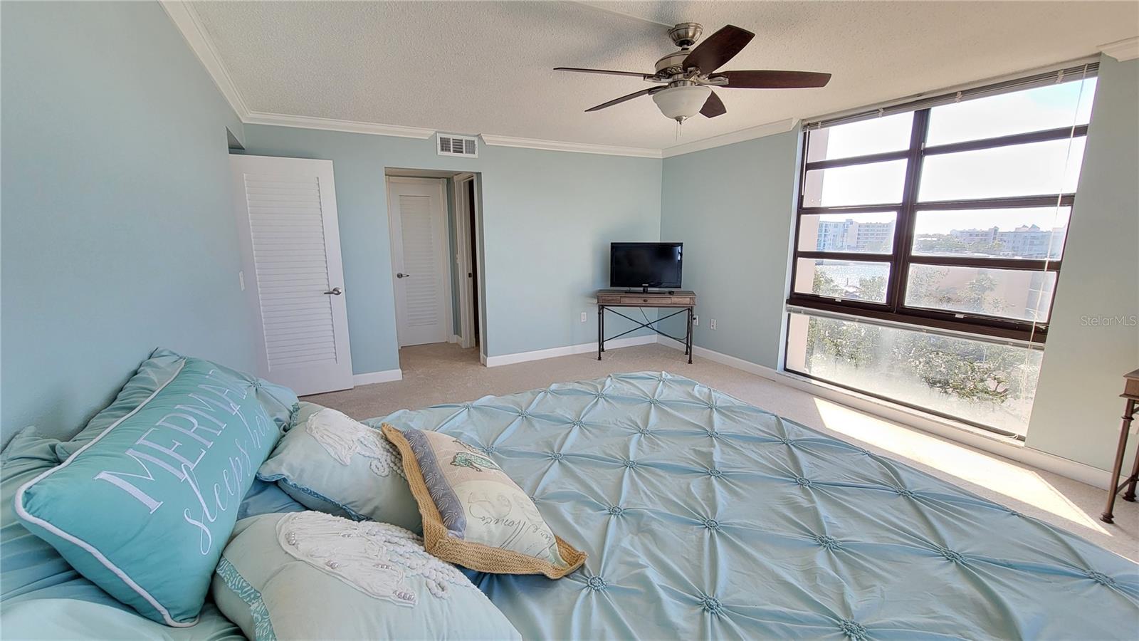 7700 Sun Island Dr S #608 Property Photo 43