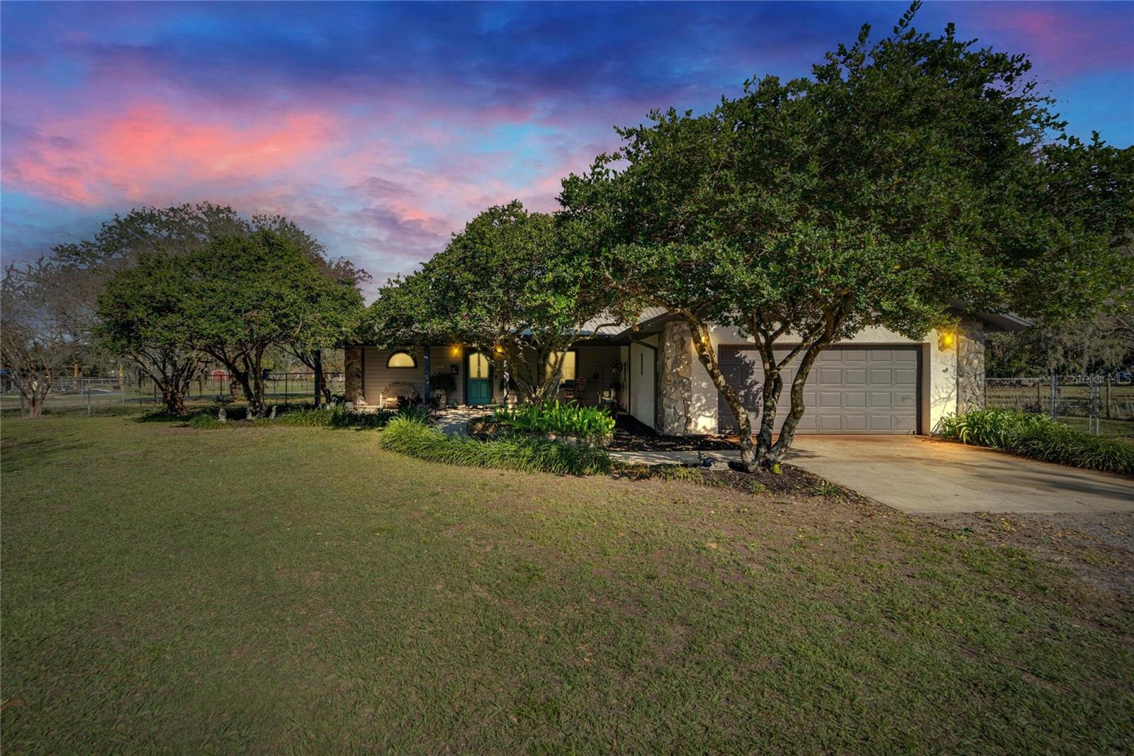 9761 Mcintosh Rd Property Photo