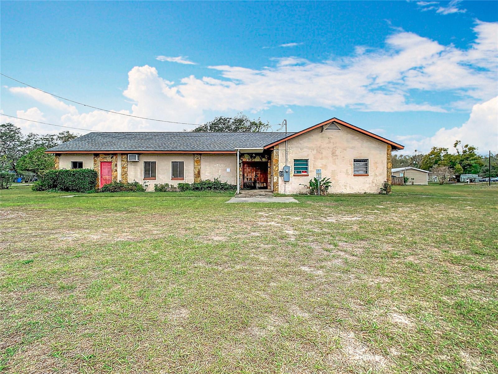 6224 Diamond St Property Photo 13