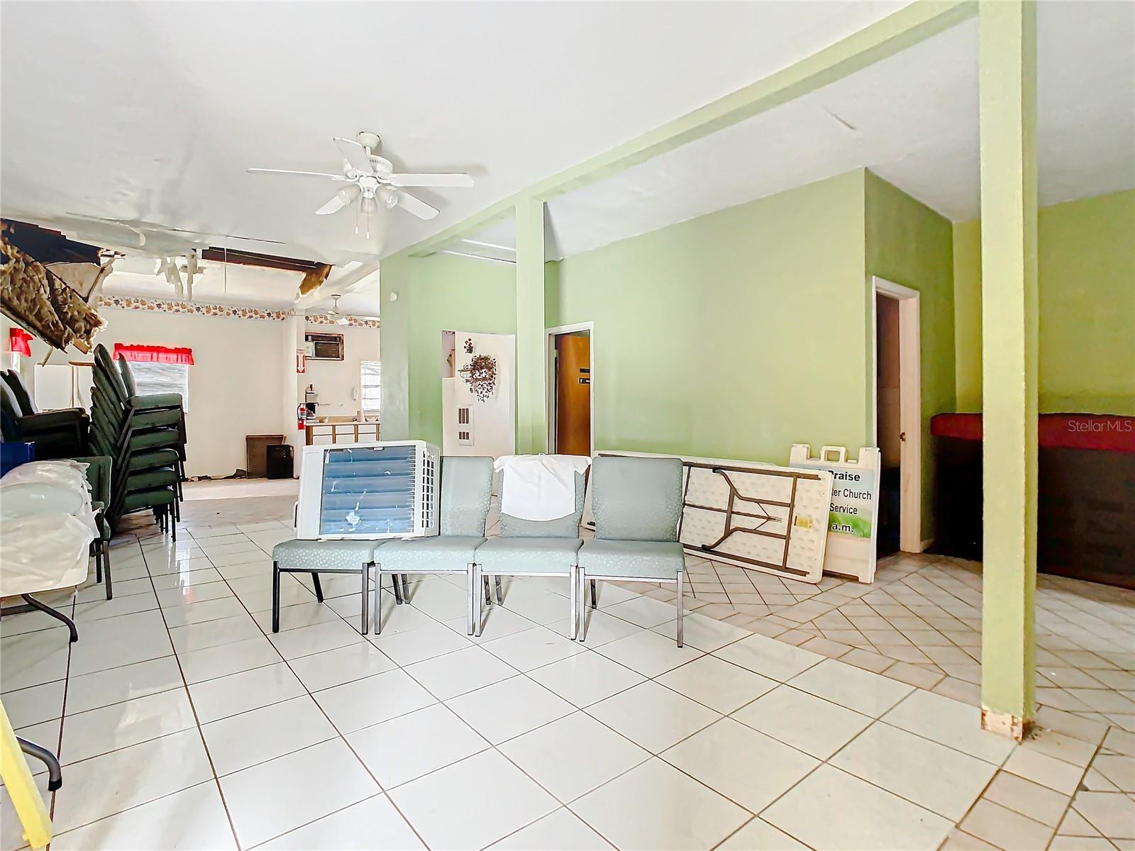 6224 Diamond St Property Photo 17
