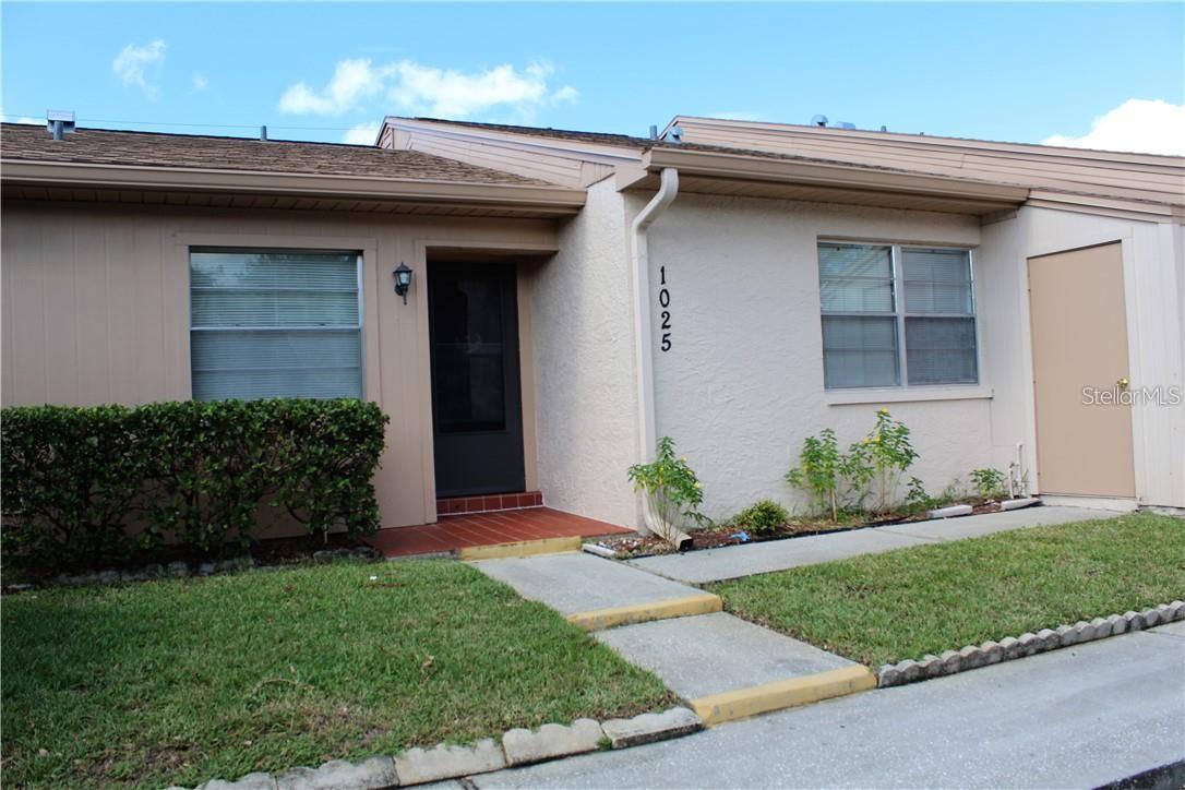 1025 Bowsprit Ln Property Photo