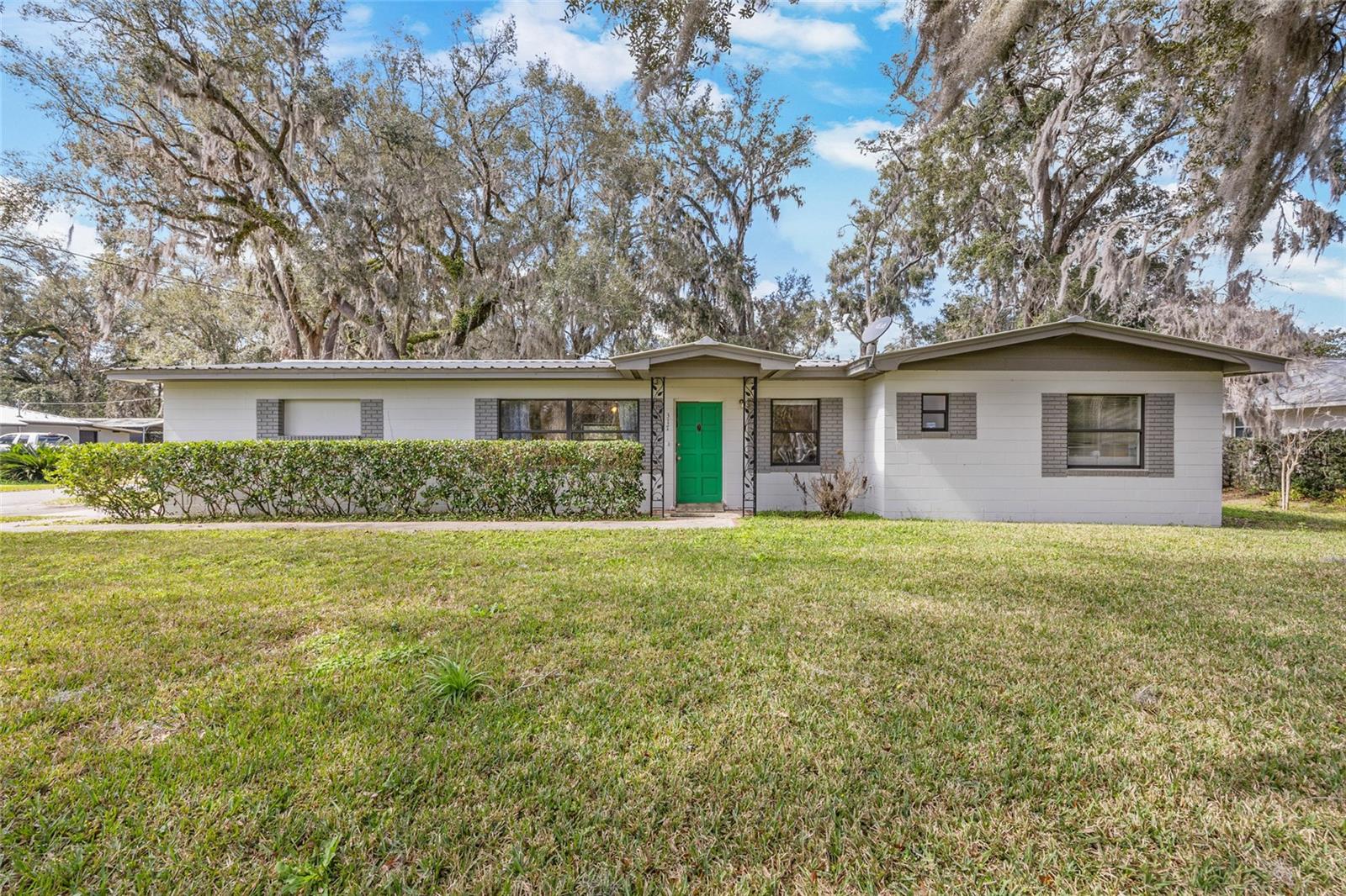 317 Sw 1st St Property Photo