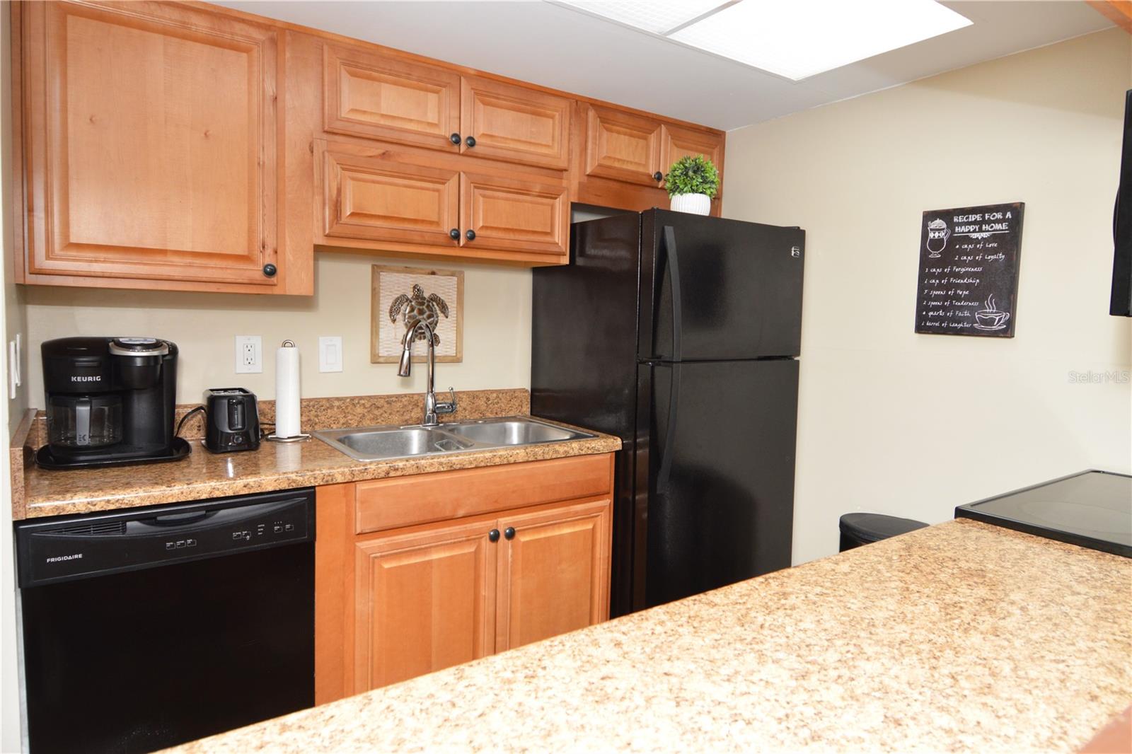 12760 Indian Rocks Rd #1030 (furnished) Property Photo 6