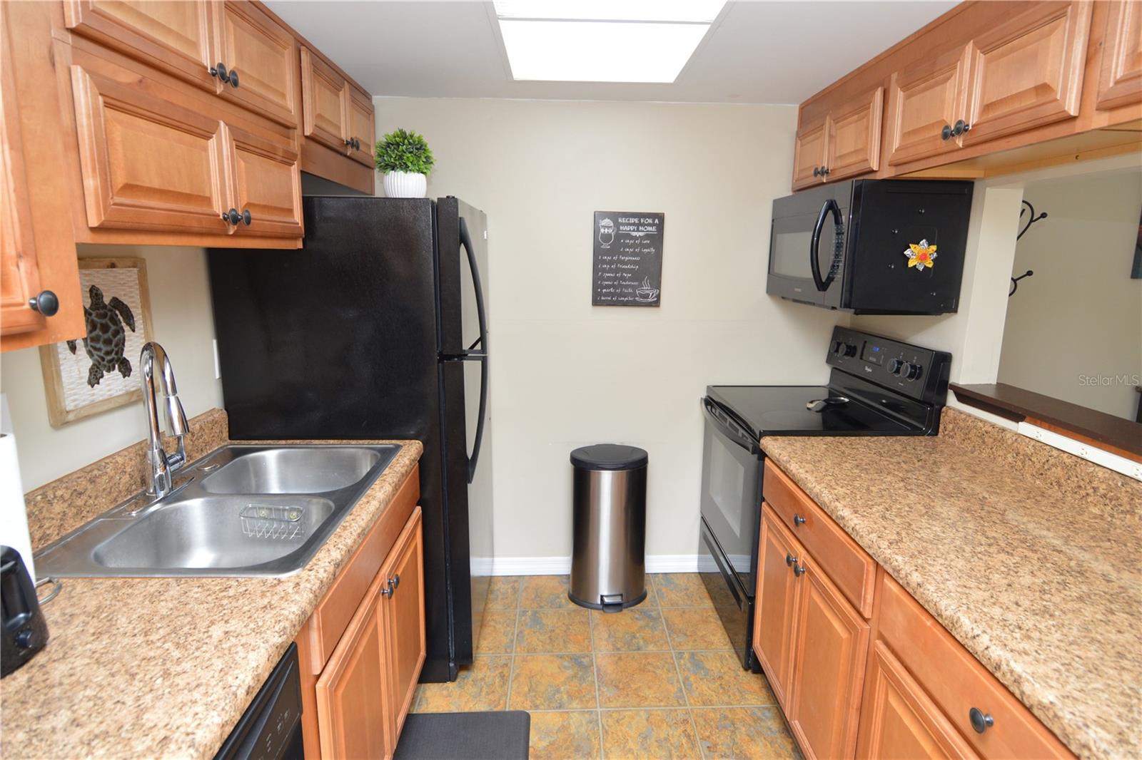 12760 Indian Rocks Rd #1030 (furnished) Property Photo 7