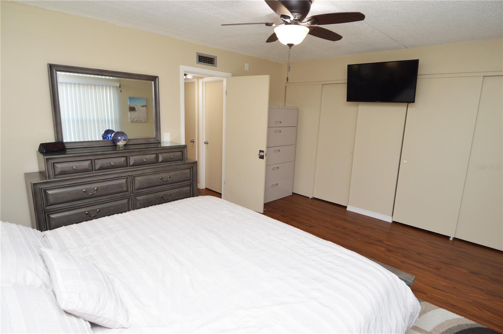 12760 Indian Rocks Rd #1030 (furnished) Property Photo 35