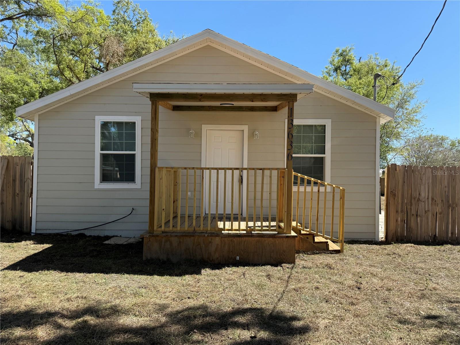 13636 23rd St Property Photo