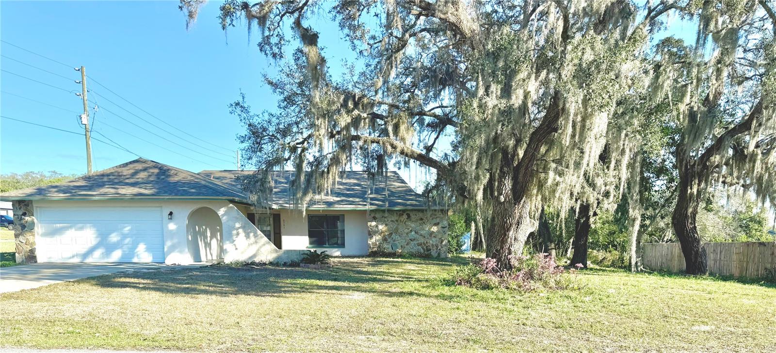 6341 Treehaven Dr Property Photo