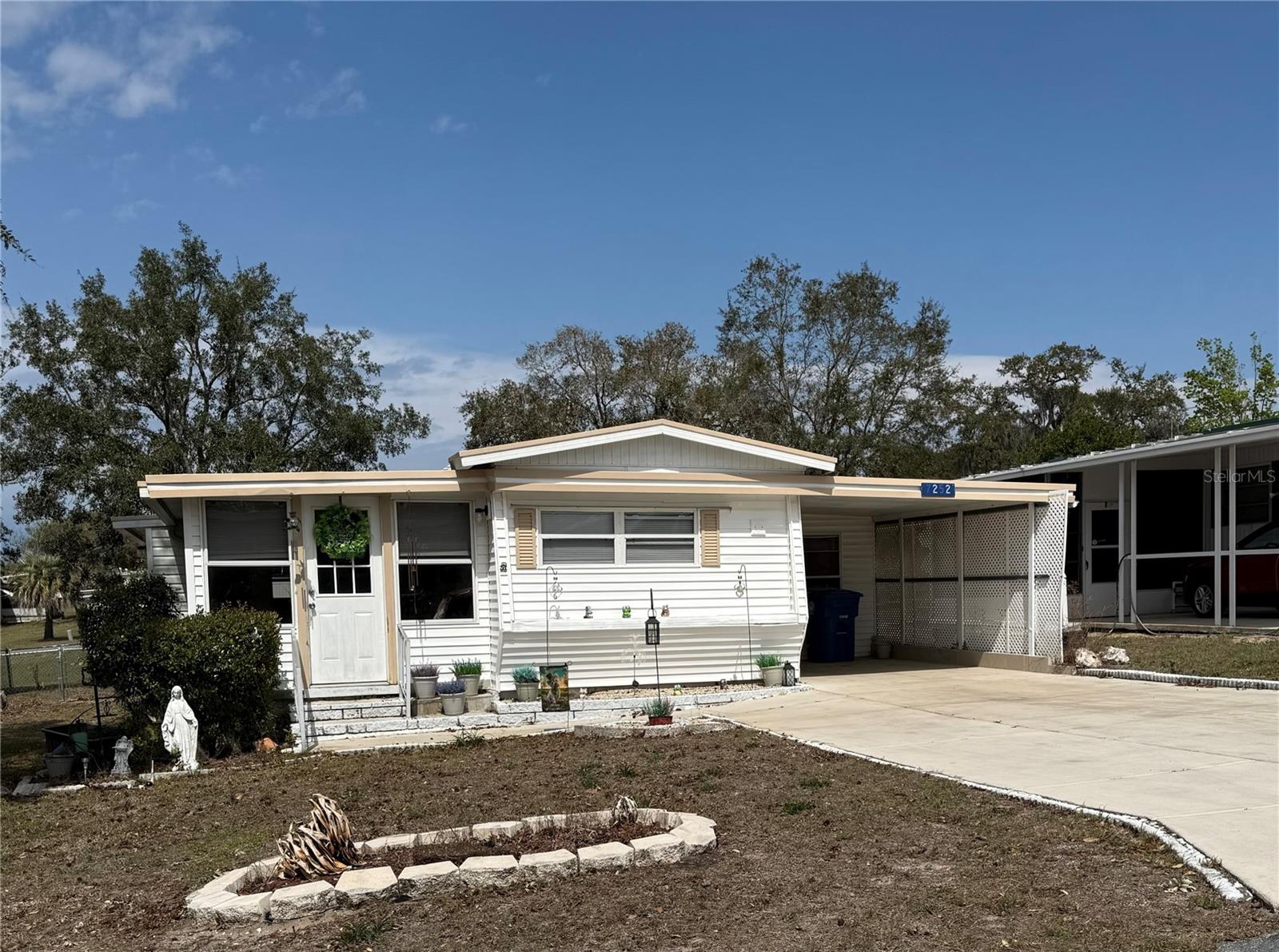 7252 Fairlane Ave Property Photo