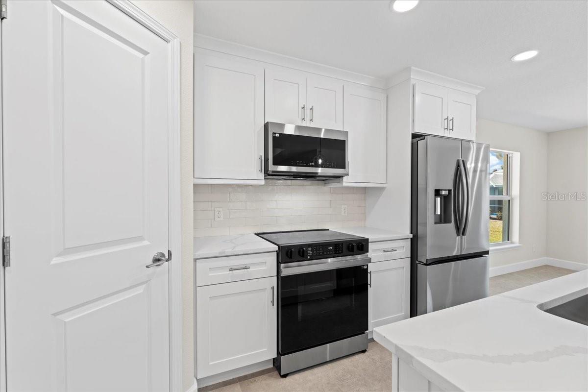 109 Beau Rivage Dr Property Photo 16