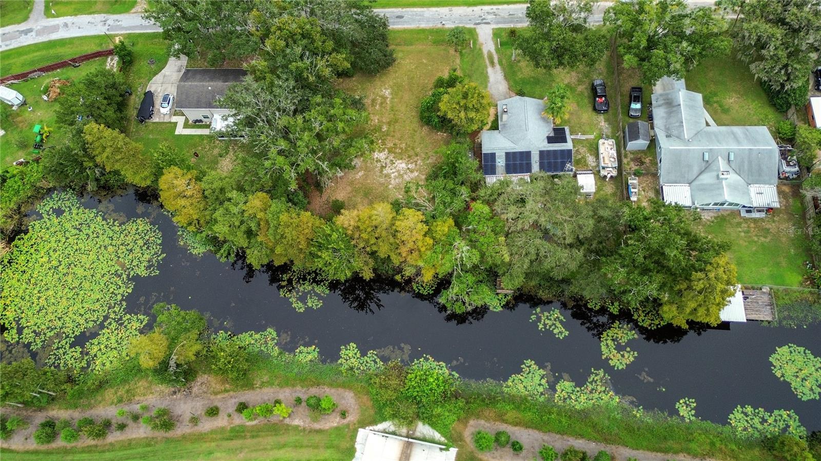11123 Lake Shore Dr Property Photo 7