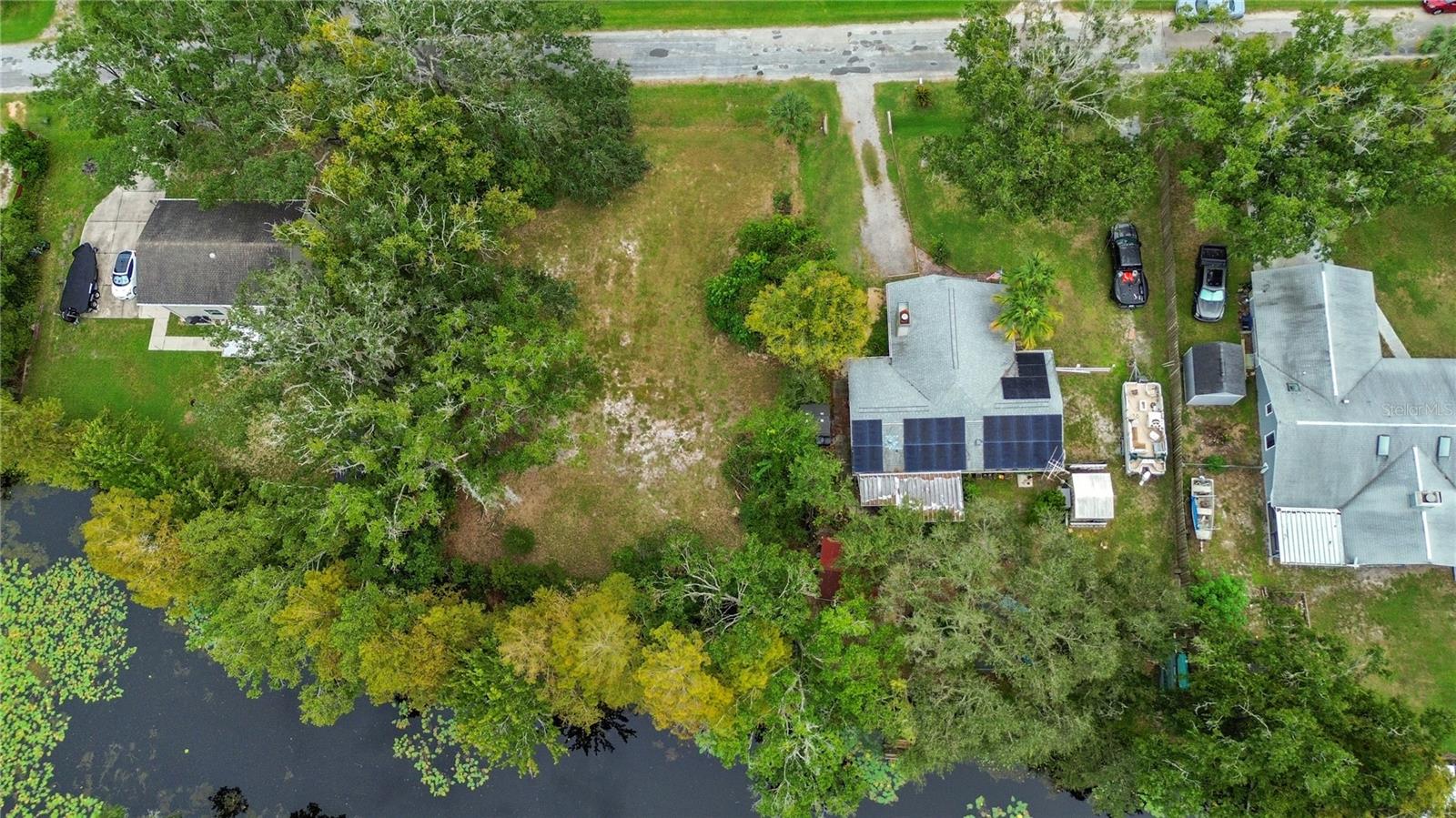 11123 Lake Shore Dr Property Photo 11