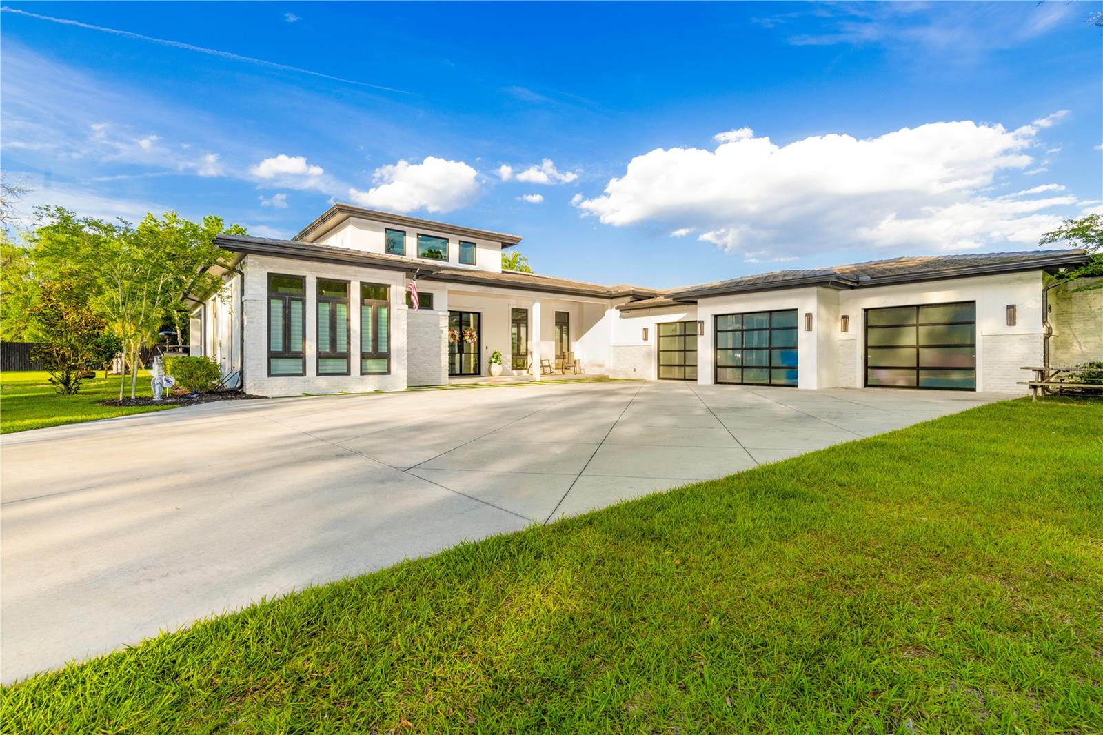 5546 Drexel Rd Property Photo