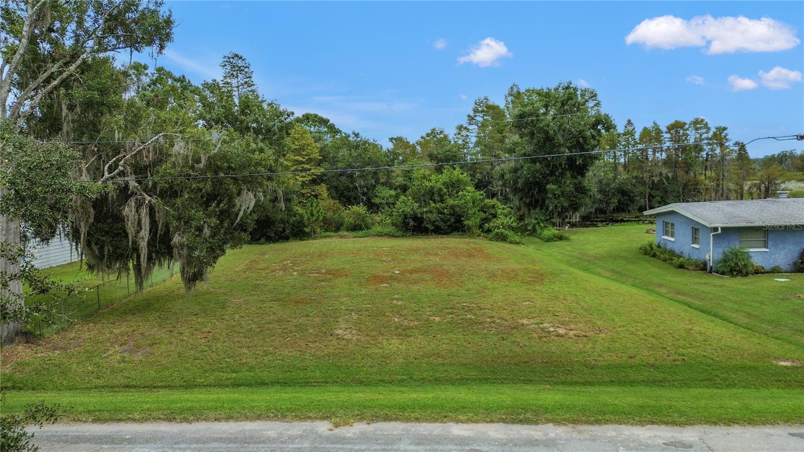 11124 Lake Shore Dr Property Photo 1