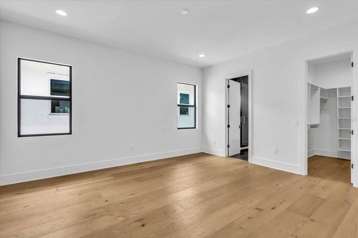 5017 W Dickens Ave Property Photo 28