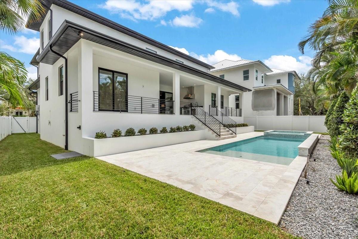 5017 W Dickens Ave Property Photo 42