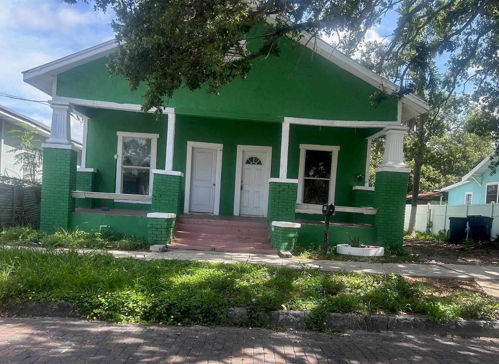 2410 Harper St Property Photo 1
