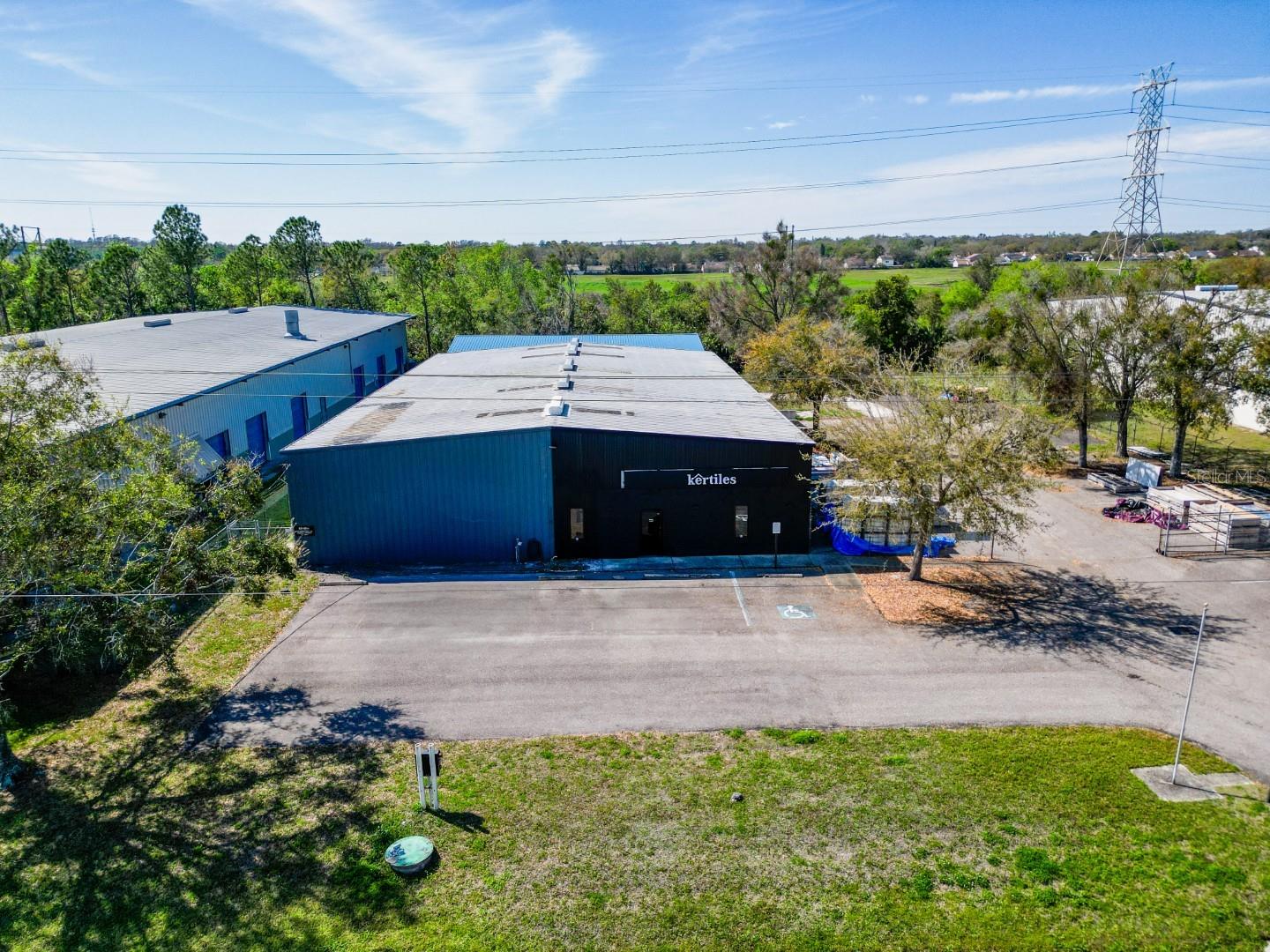 7702 Industrial Ln Property Photo