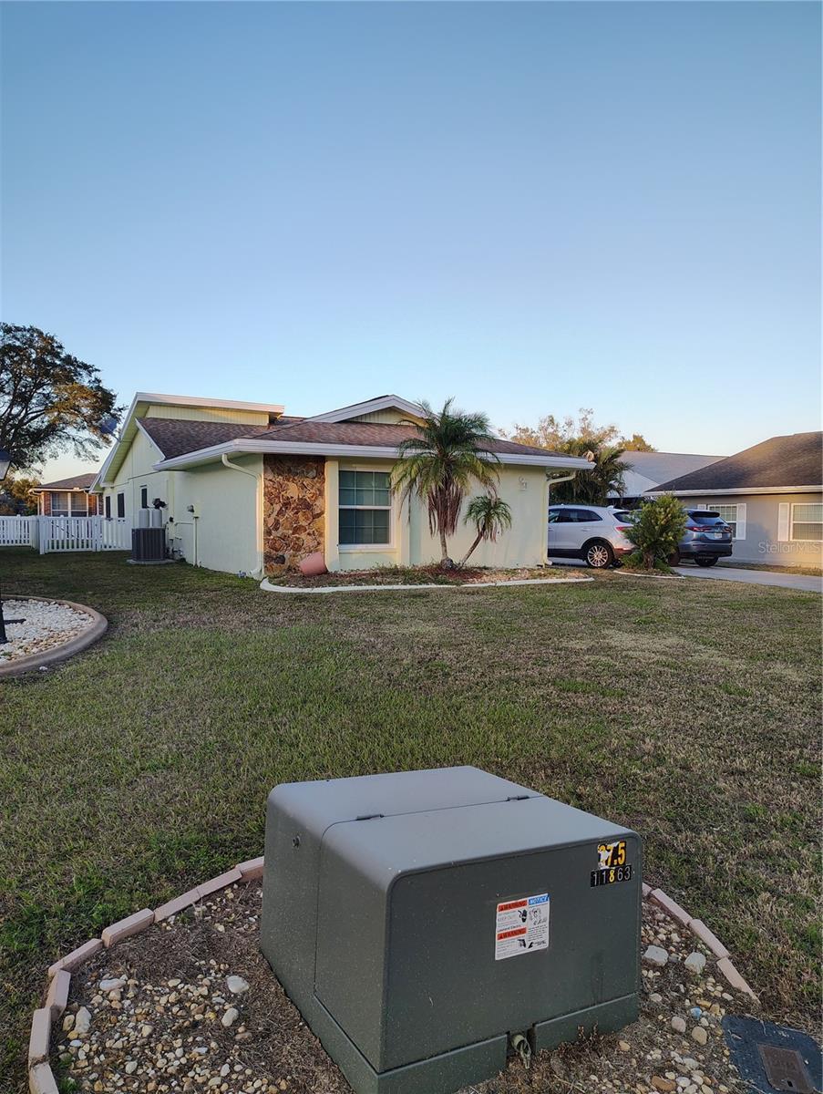 749 Rockingham Rd Property Photo