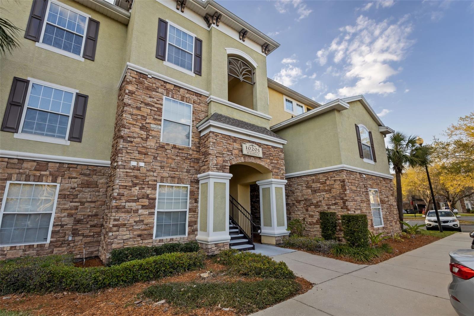 10201 Courtney Palms Blvd #204 Property Photo