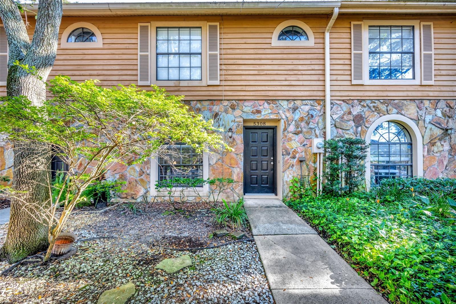 5308 Rollinsford Ct Property Photo