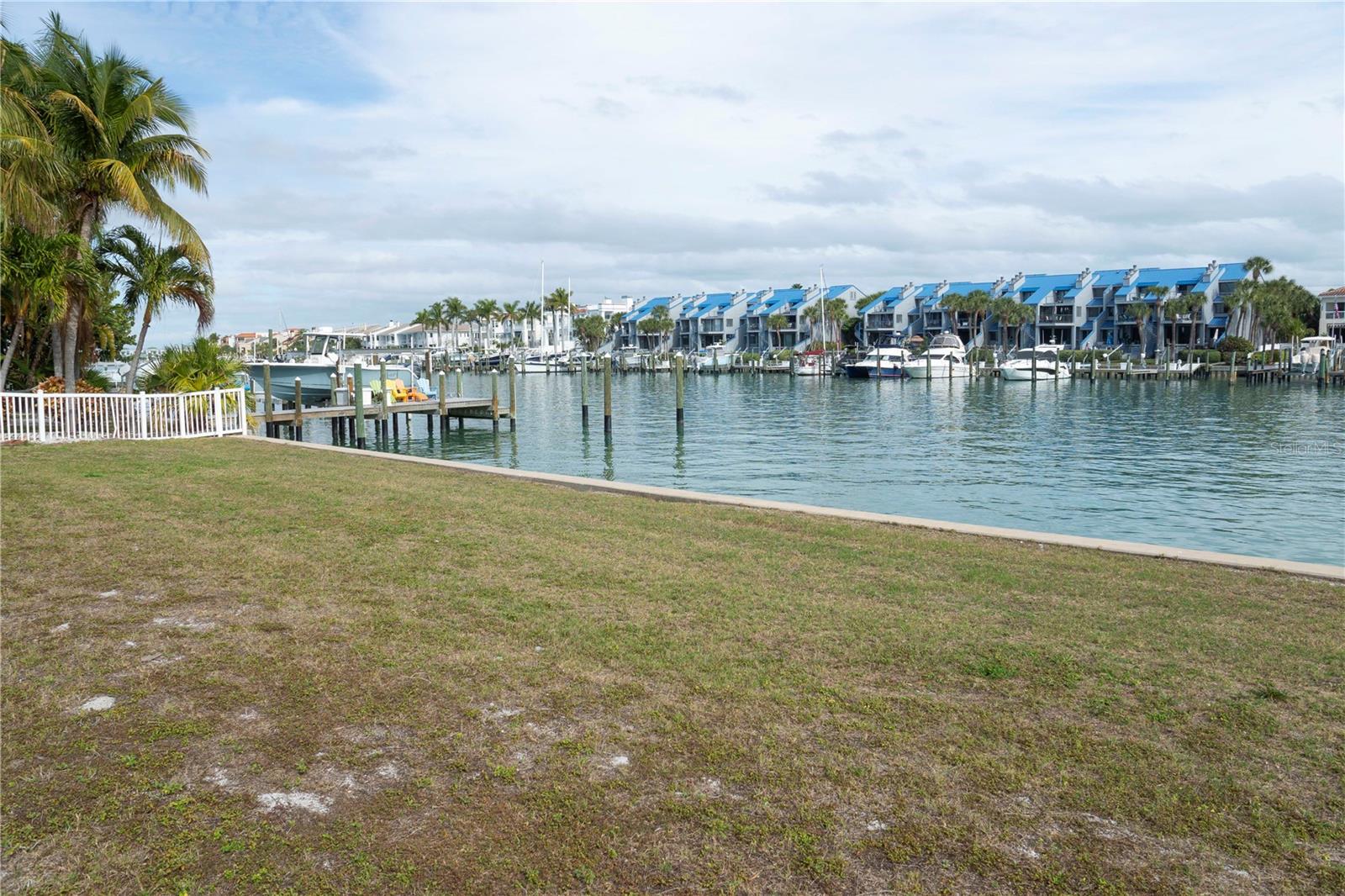 Galeon Dr Property Photo 8