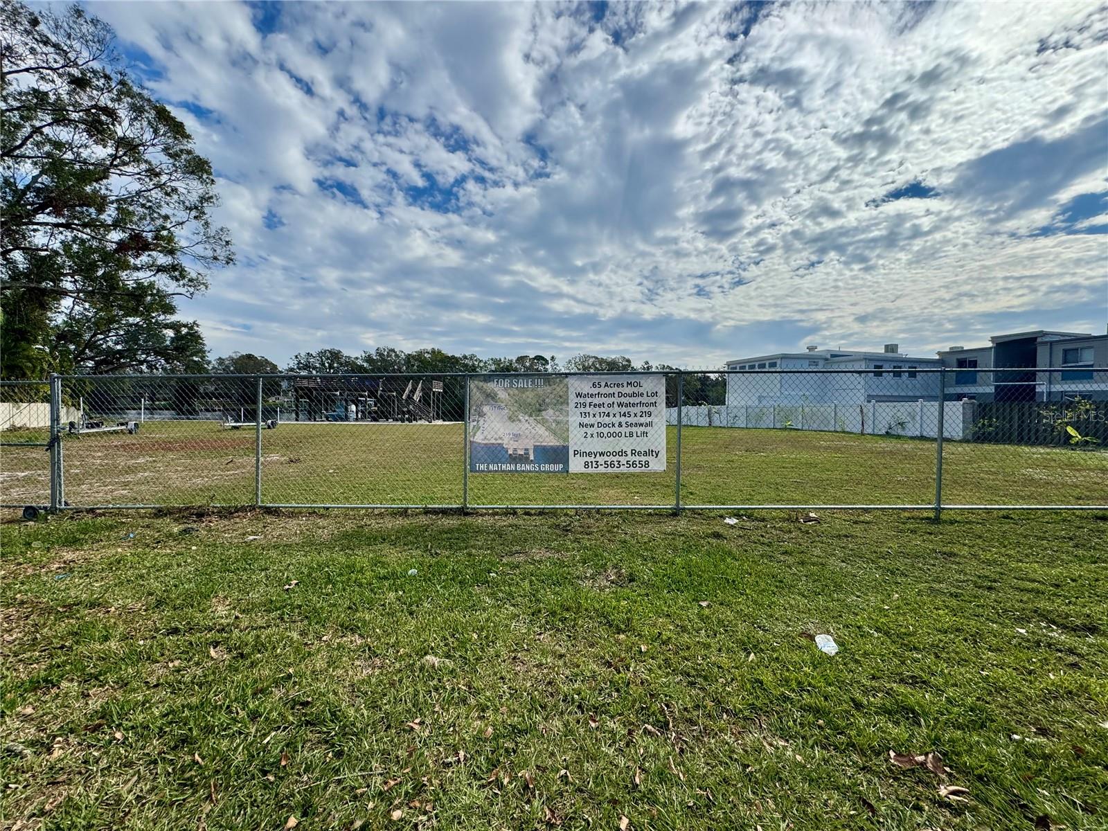 4033 N River View Ave Property Photo 42