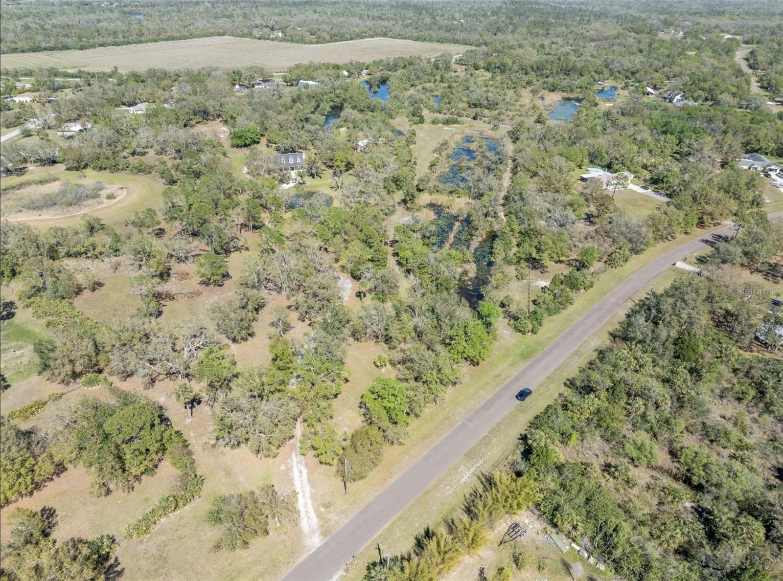 Surrey Trl Property Photo 11