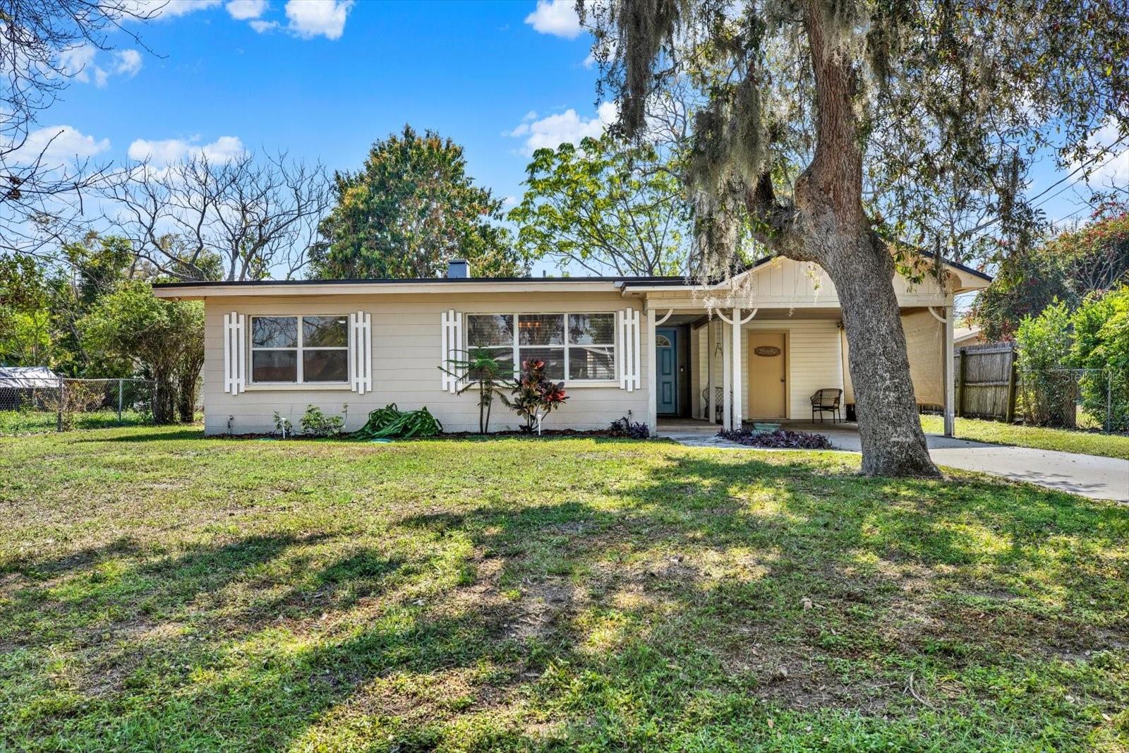 2421 Cypress Ln Property Photo 1