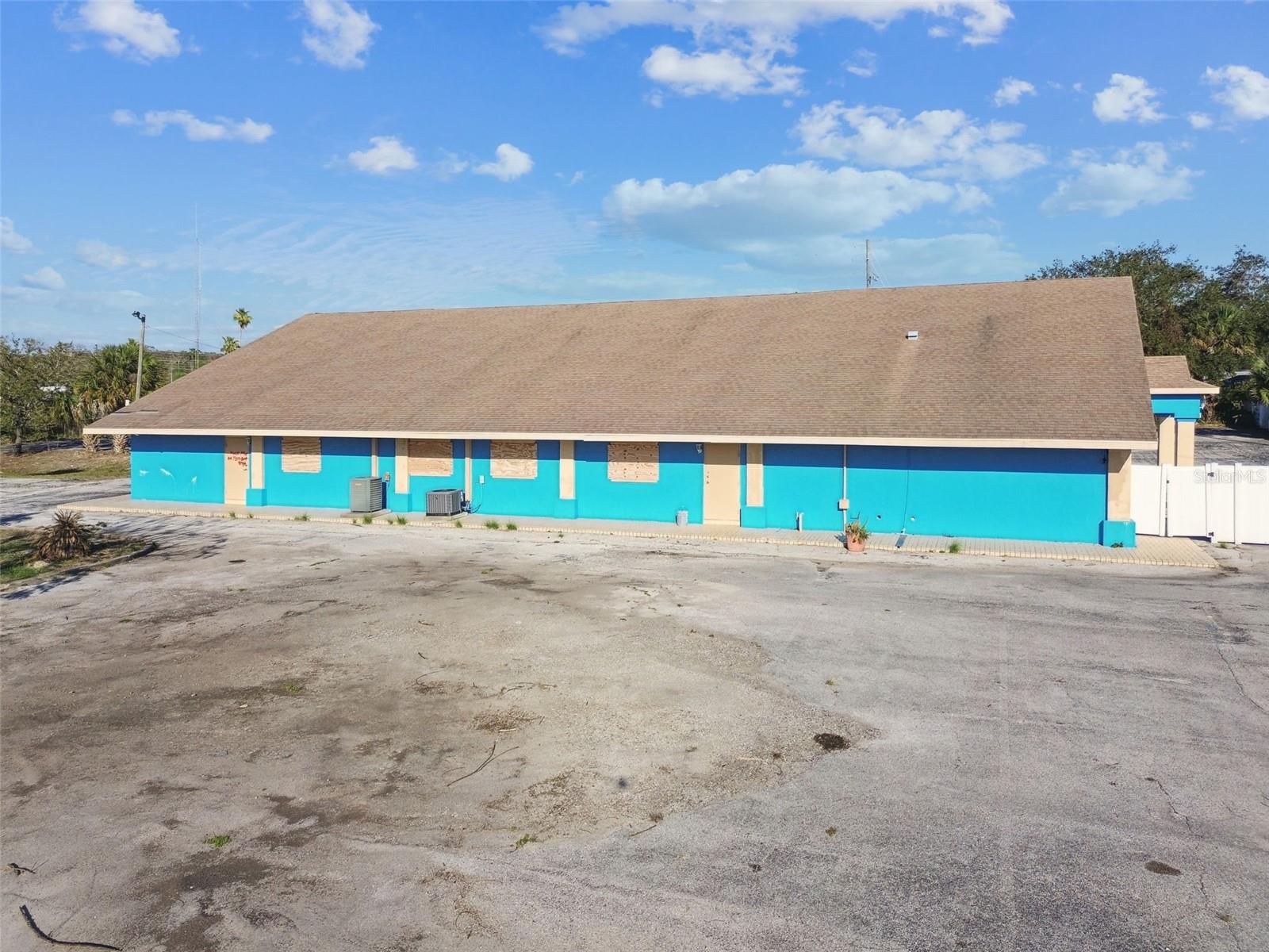 6333 Langston Avenue Property Photo 15