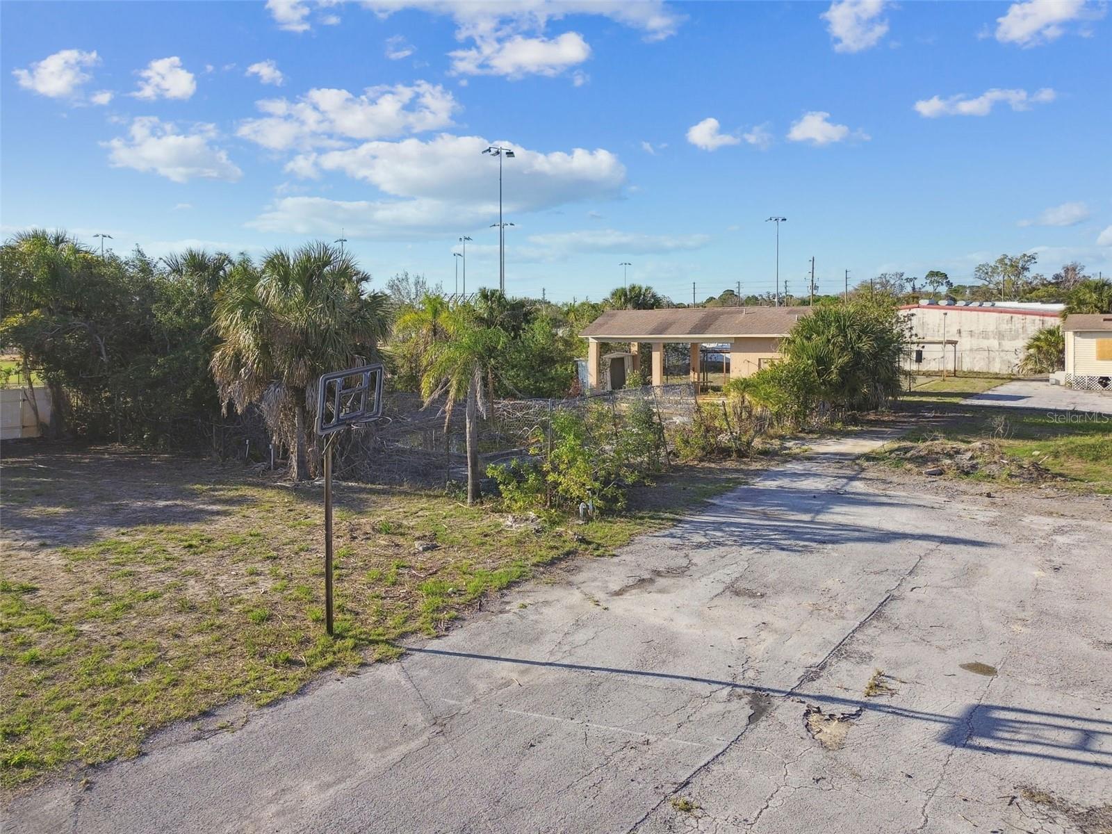 6333 Langston Avenue Property Photo 16