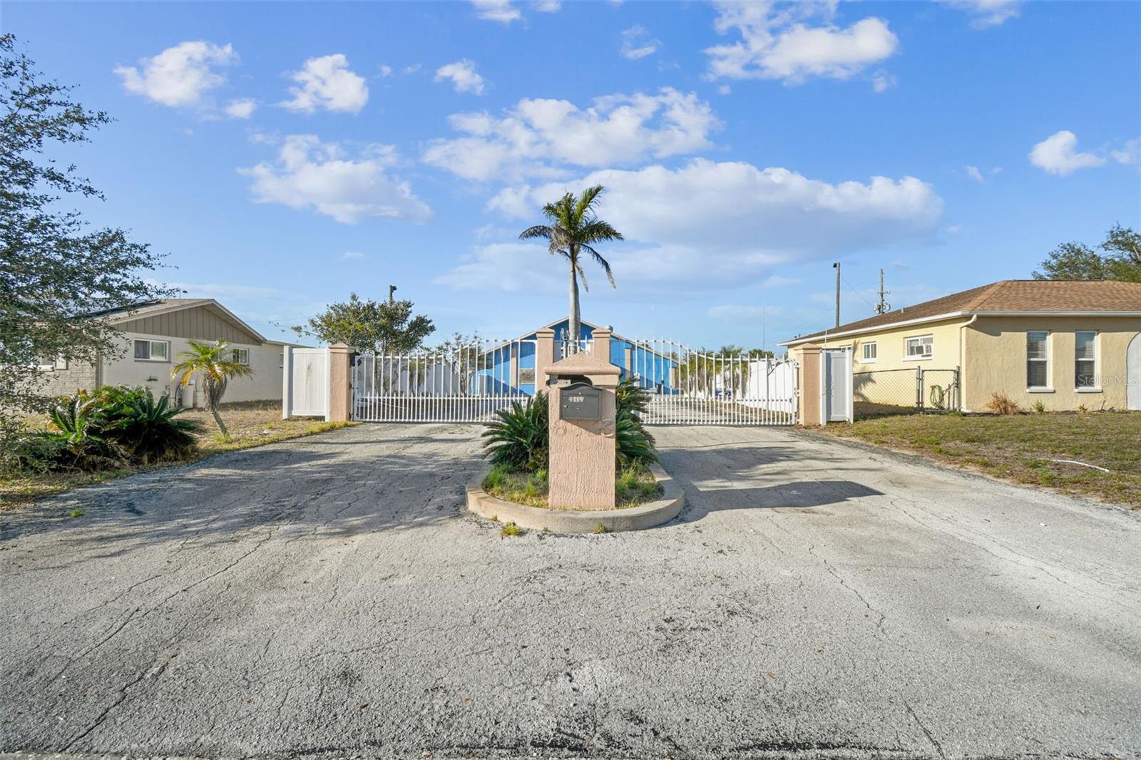 6333 Langston Avenue Property Photo 17