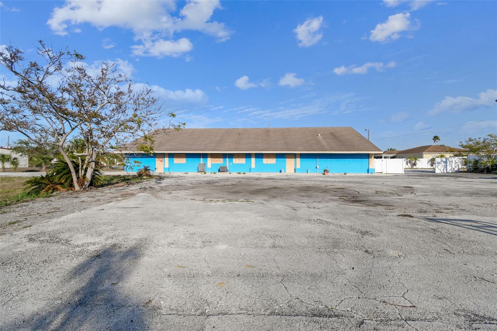 6333 Langston Avenue Property Photo 23