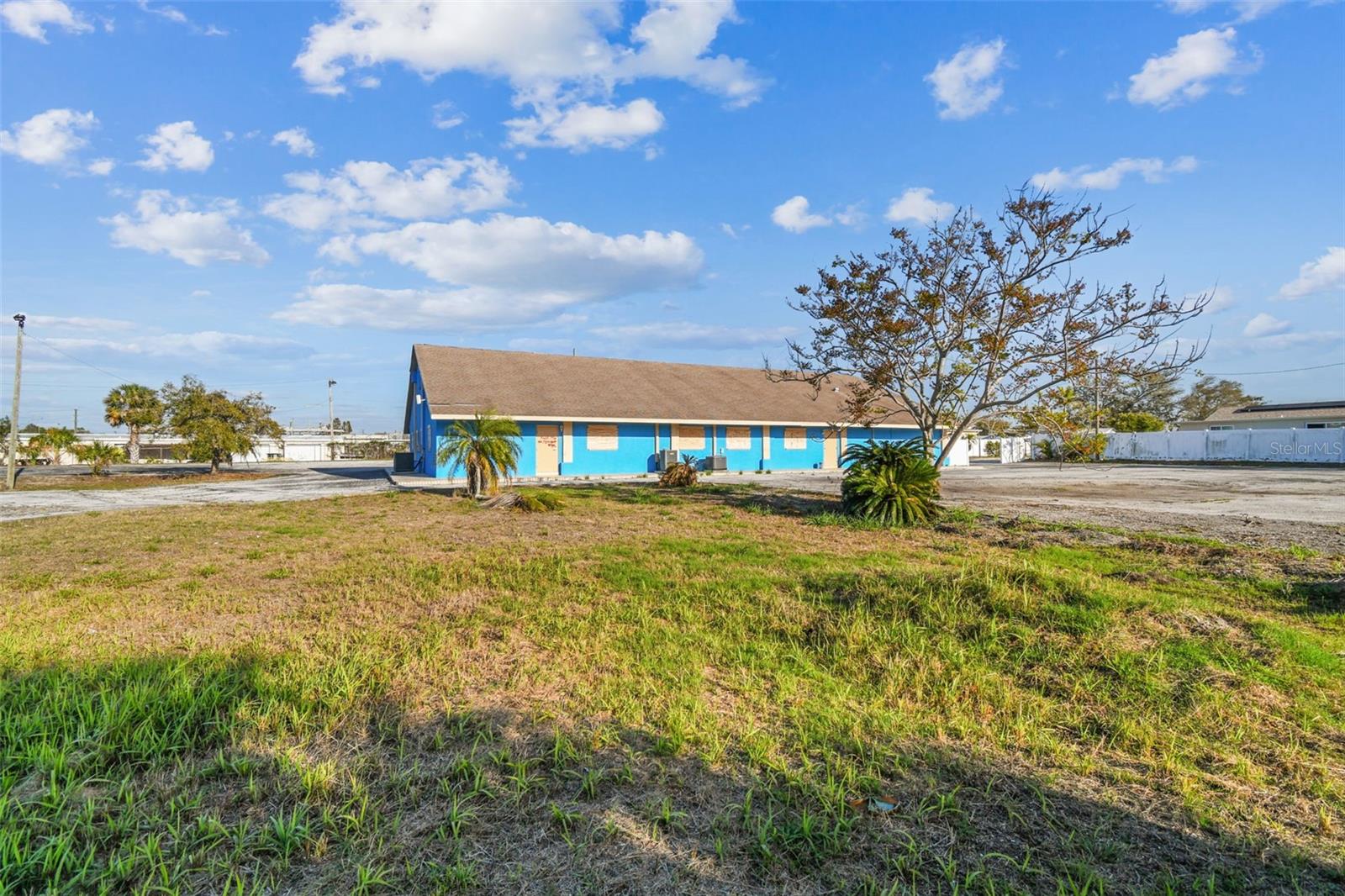 6333 Langston Avenue Property Photo 24