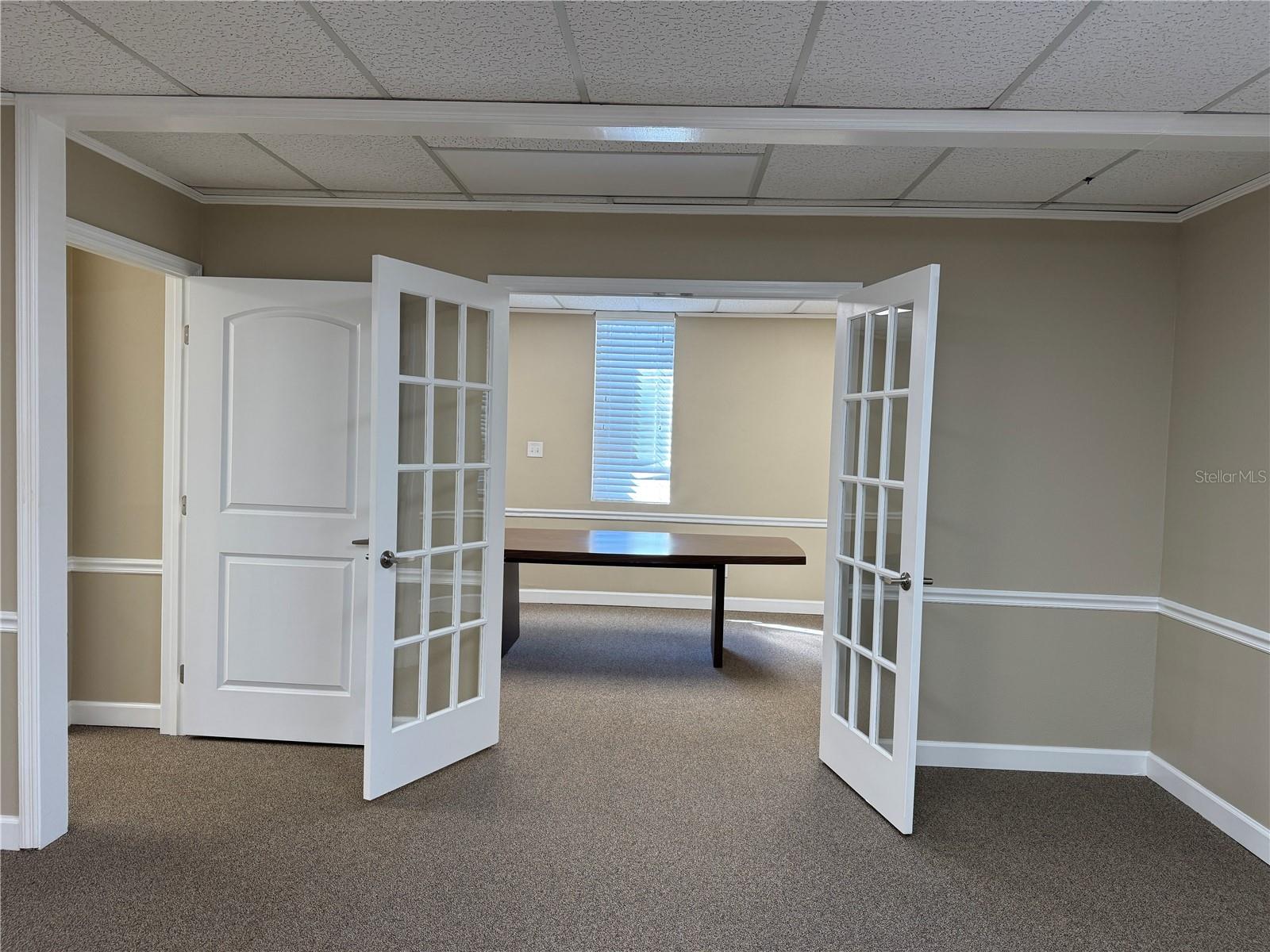 1046 W Busch Blvd #200 Property Photo 3