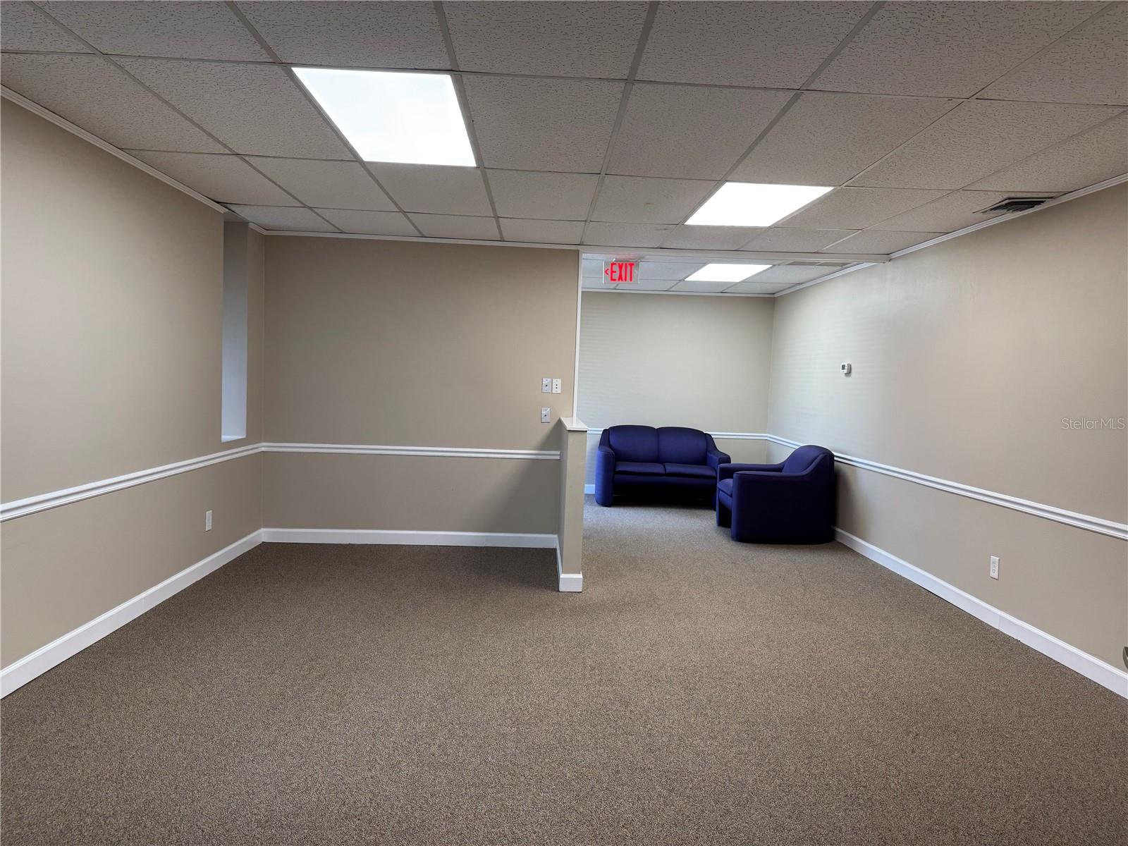 1046 W Busch Blvd #200 Property Photo 6