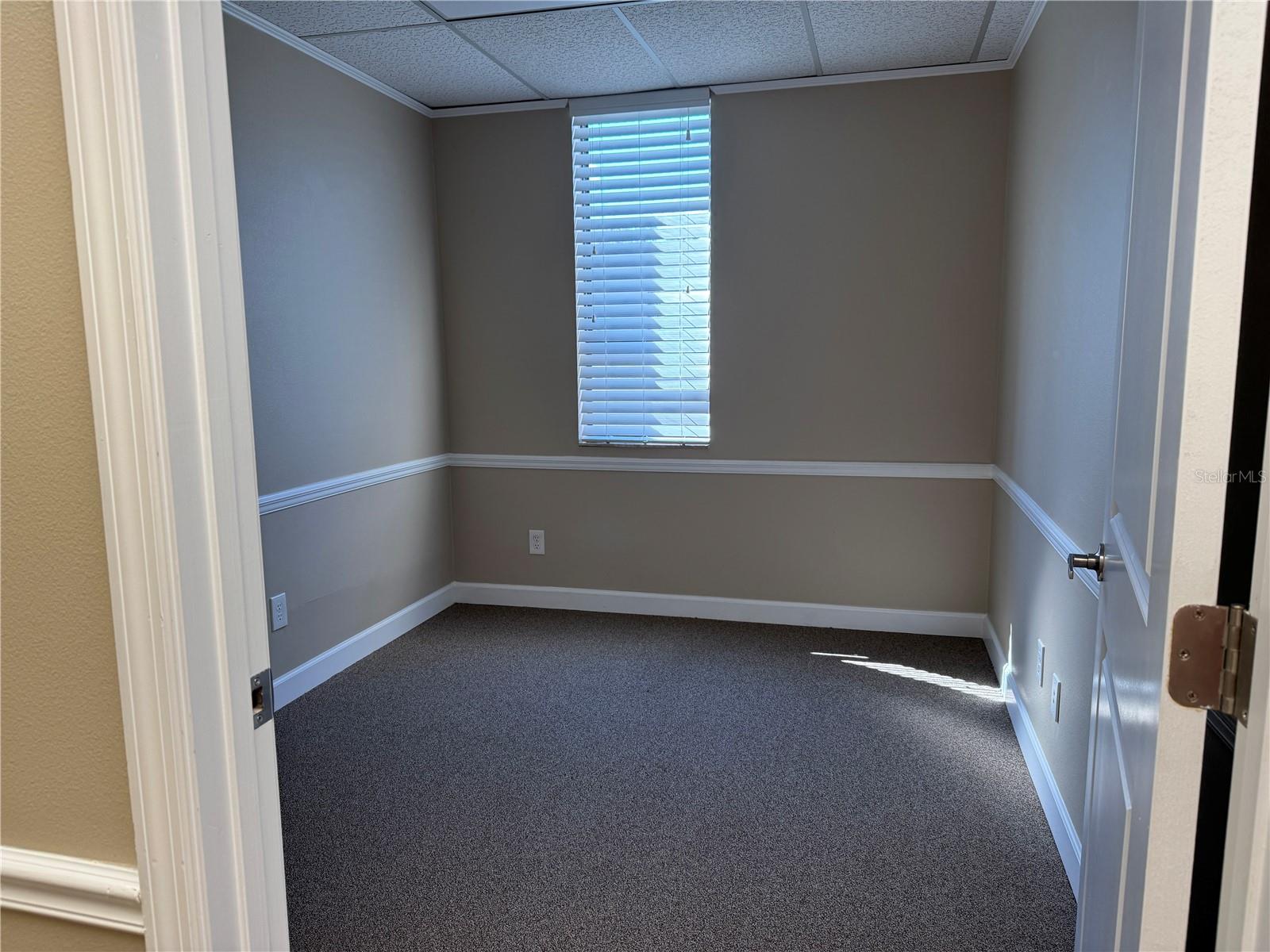 1046 W Busch Blvd #200 Property Photo 9