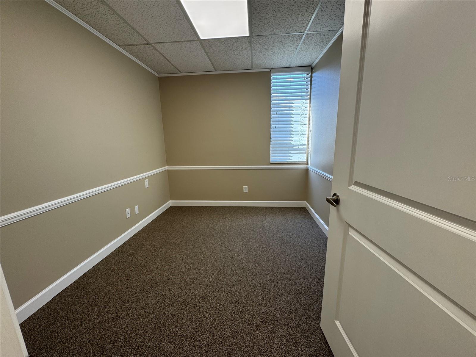 1046 W Busch Blvd #200 Property Photo 11