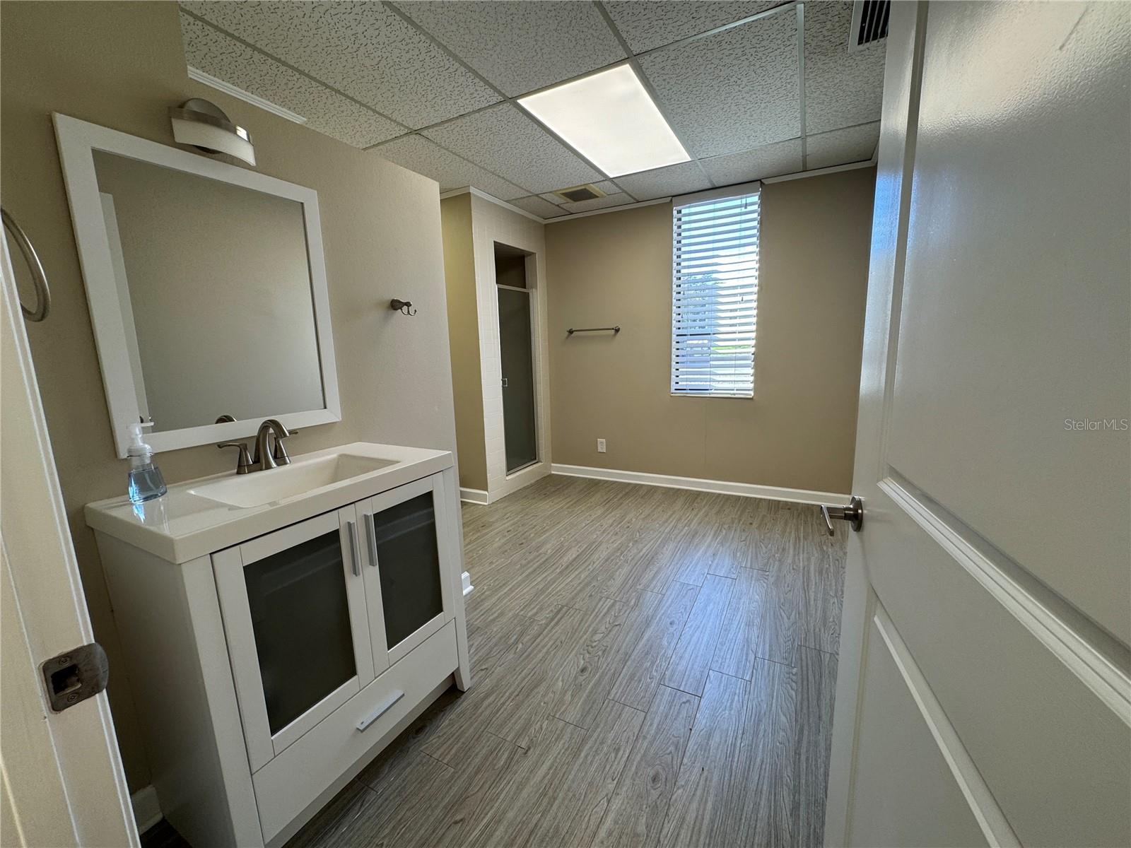 1046 W Busch Blvd #200 Property Photo 13