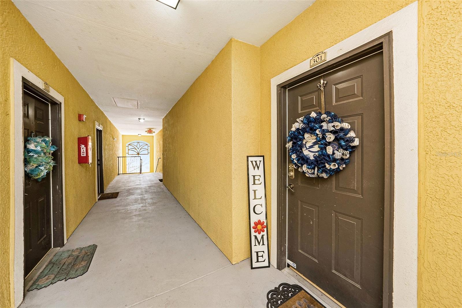 10017 Courtney Palms Blvd #301 Property Photo 2