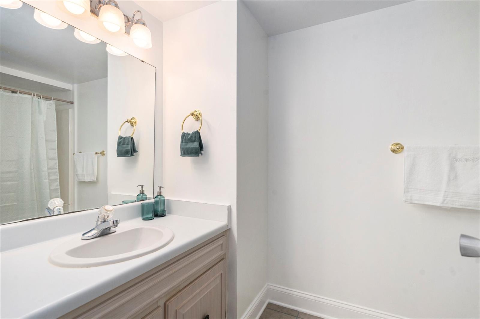6311 Newtown Cir #11b2 Property Photo 19