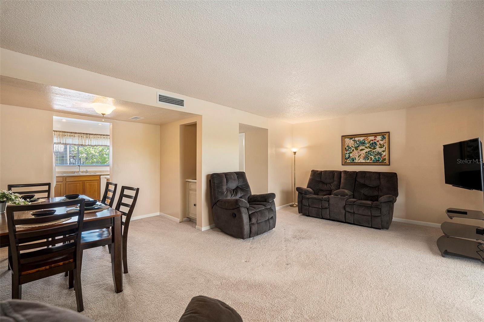 6311 Newtown Cir #11b2 Property Photo 25