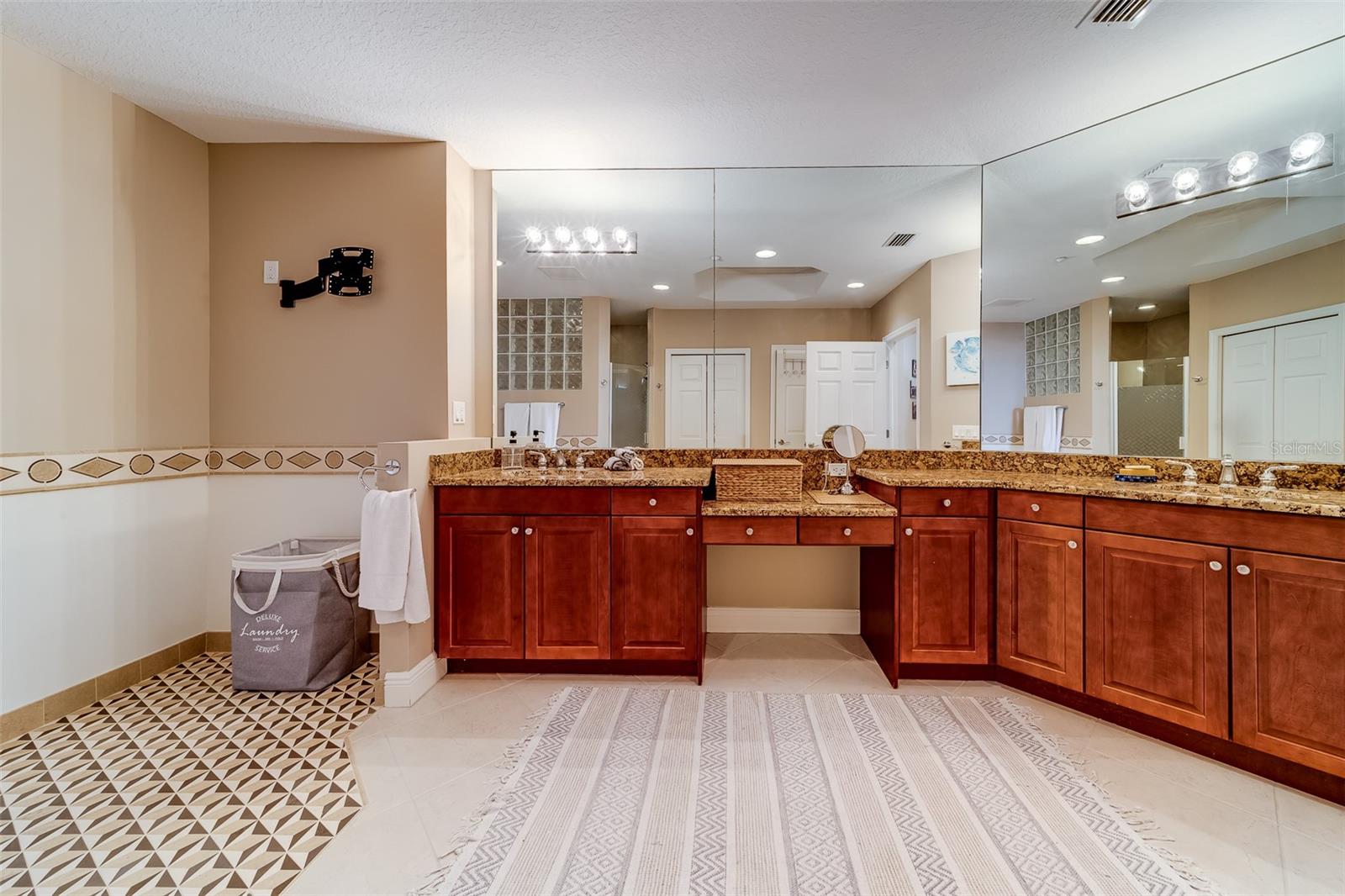 17745 Gulf Blvd #303 Property Photo 37