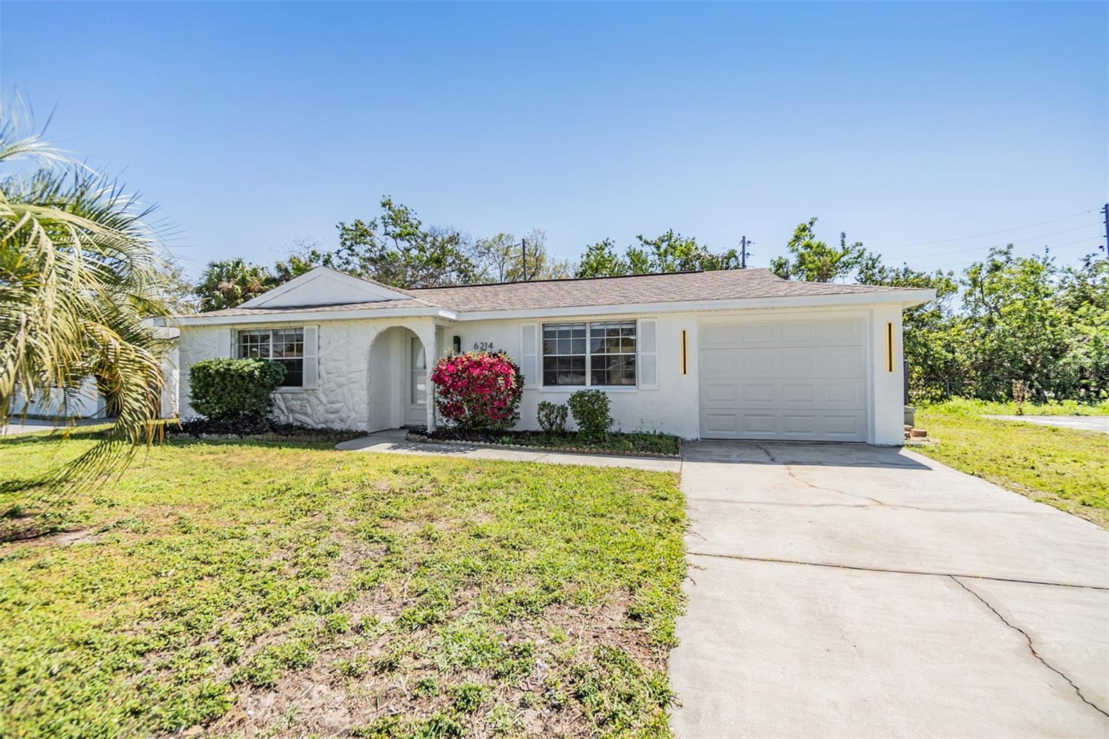 6214 Westport Dr Property Photo