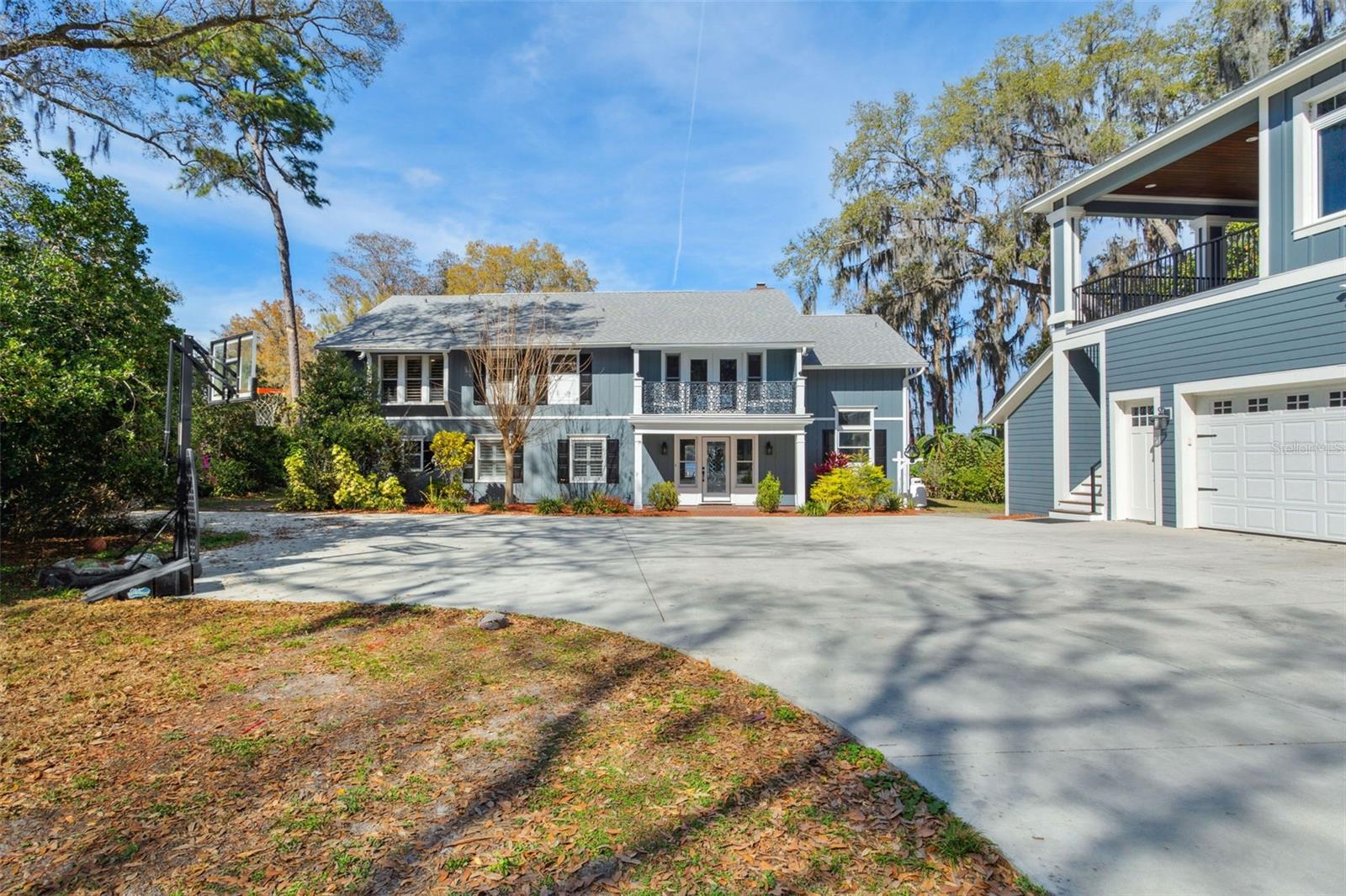 16573 Hutchison Rd Property Photo