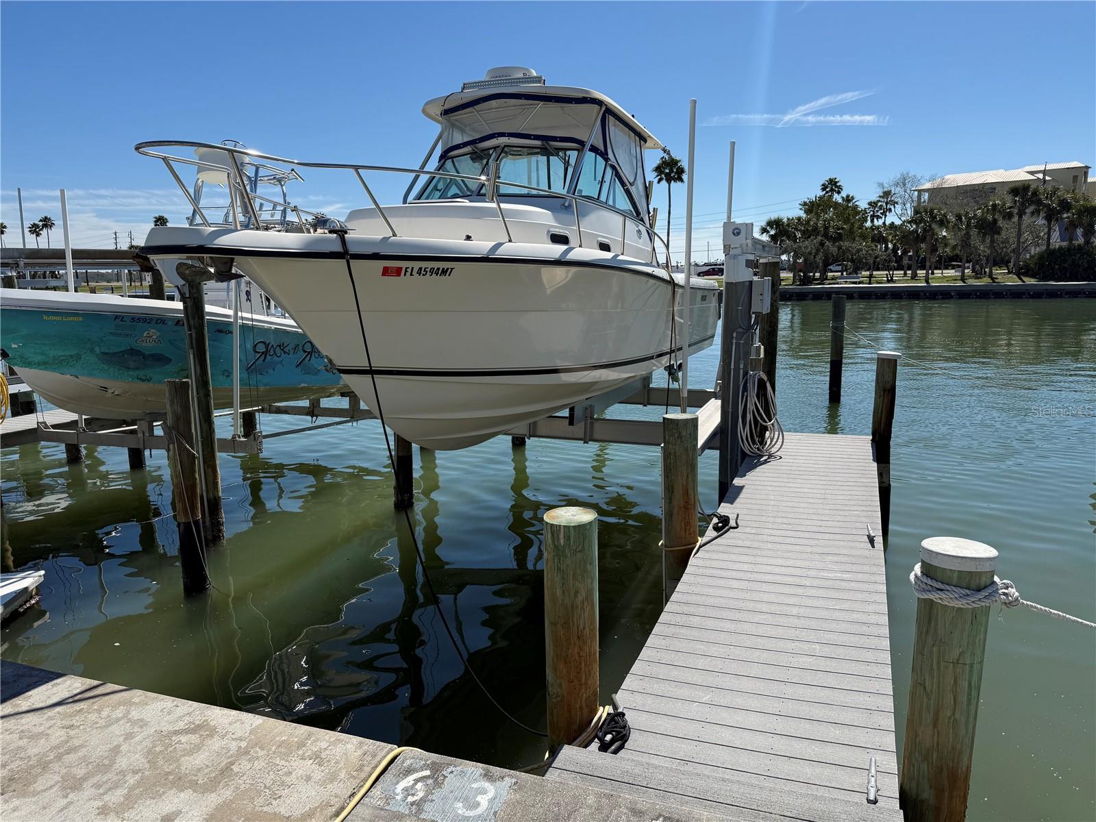 329 Medallion Blvd #c Property Photo