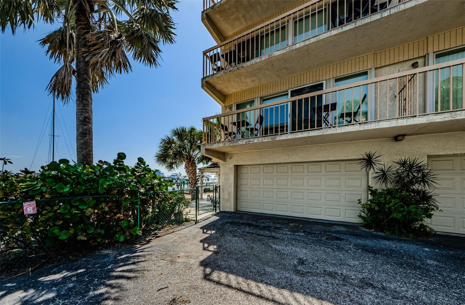 479 E Shore Dr #8 Property Photo 6