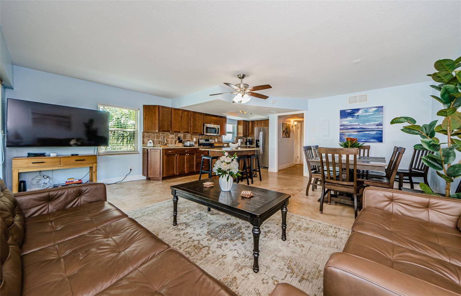 479 E Shore Dr #8 Property Photo 16