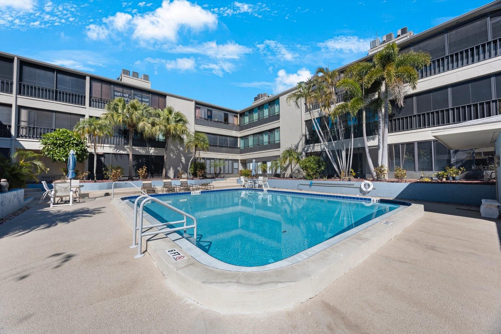 215 Valencia Blvd #205 Property Photo
