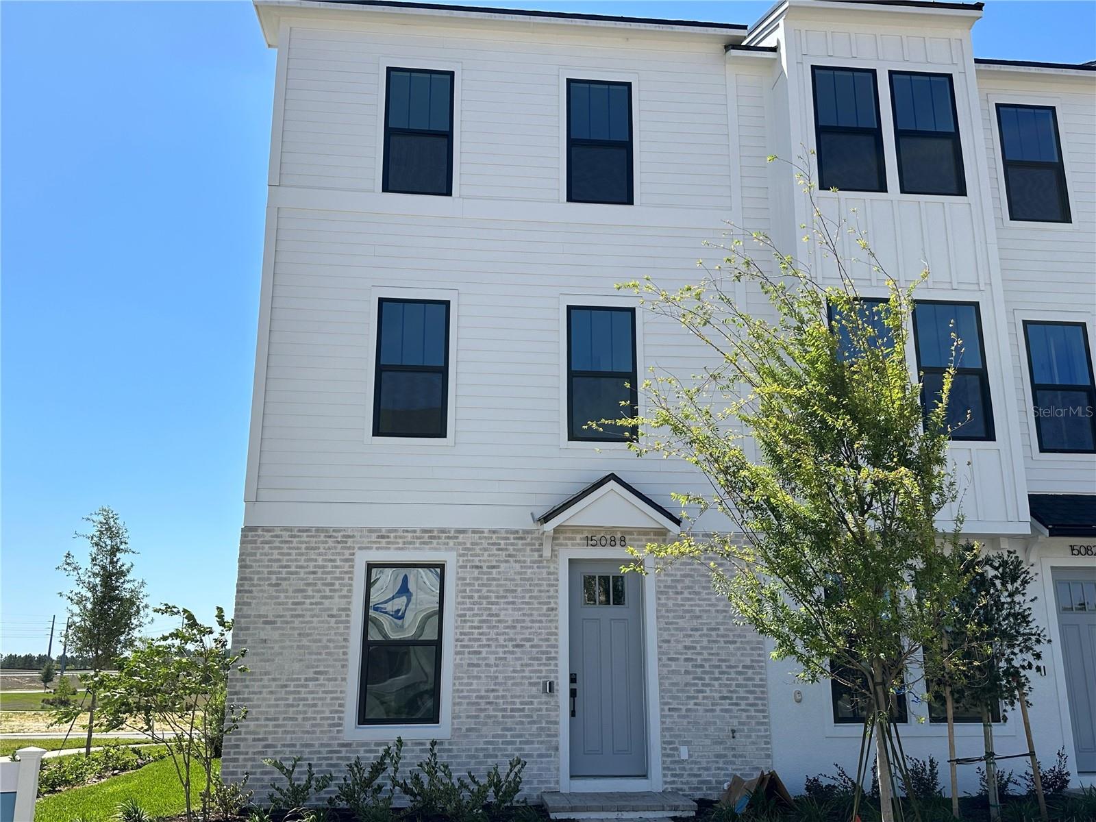 15088 Grove Lake Dr Property Photo